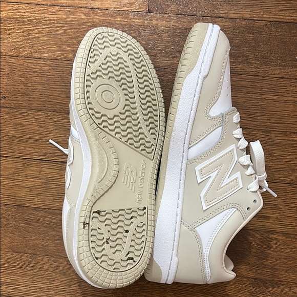 New Balance Off-White Sneakers - Picture 7 of 7